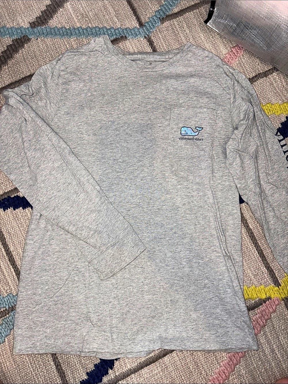 Vineyard Vines Long-Sleeve Pocket T-Shirt Boy’s Gray Long Sleeve Tee Size Large